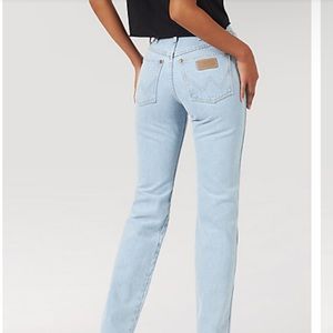 Cowboy Cut Slim Fit womens wrangler jeans